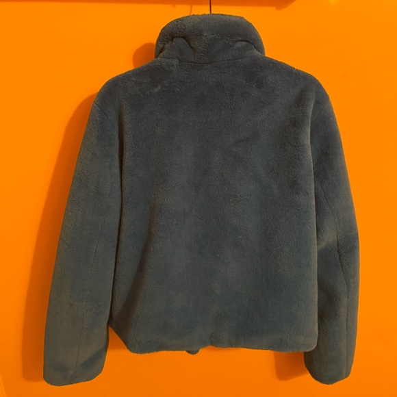 APPARIS Tukio Faux Fur Jacket in Vivid Blue - Picture 5 of 13